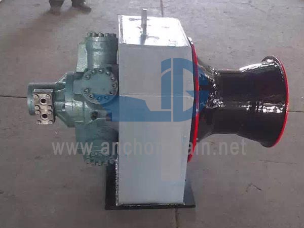 Hydrauliczny kabestan do cumowania kotwicy